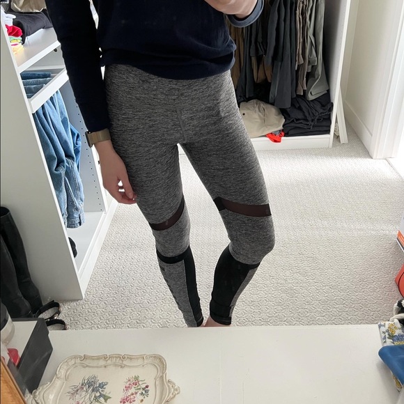 SOLD Victoria Secret Pink Leggings - Picture 2 of 5